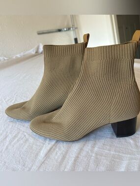 Everlane Knit Ankle Booties in Tan